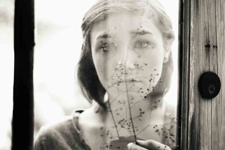 The Woman in the Photograph