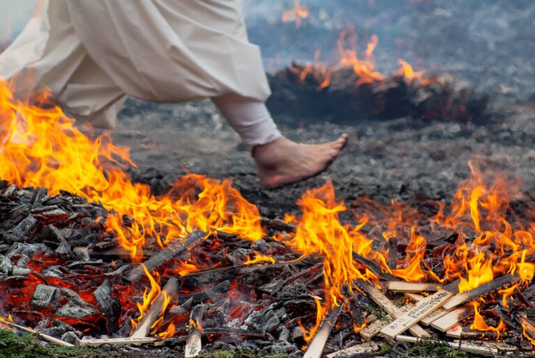 Mediums and Mountain Ascetics - Tricycle: The Buddhist Review