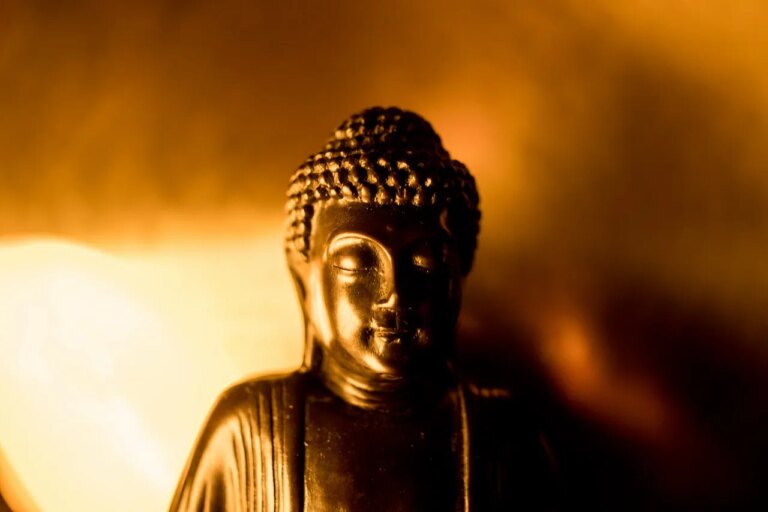 Convertirse en seres humanos reales – Triciclo: The Buddhist Review Becoming Real Humans