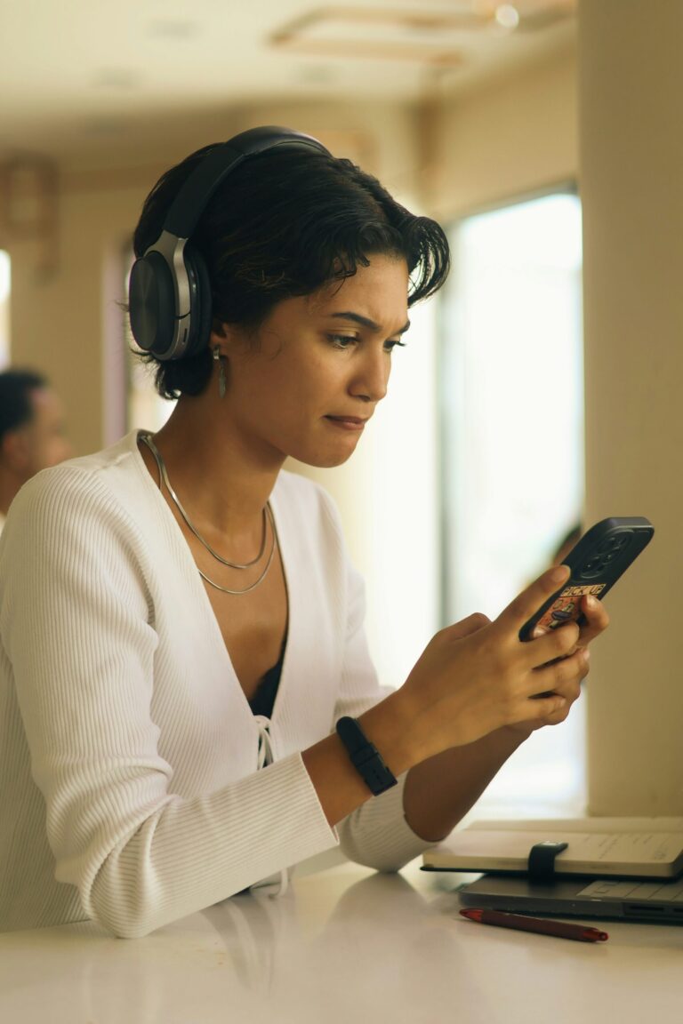 Los 9 mejores podcasts para mujeres en 2026 Los 9 mejores podcasts para mujeres en 2026