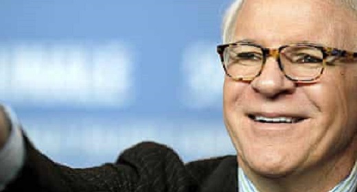 Steve Martin presentando los Oscar Awaken
