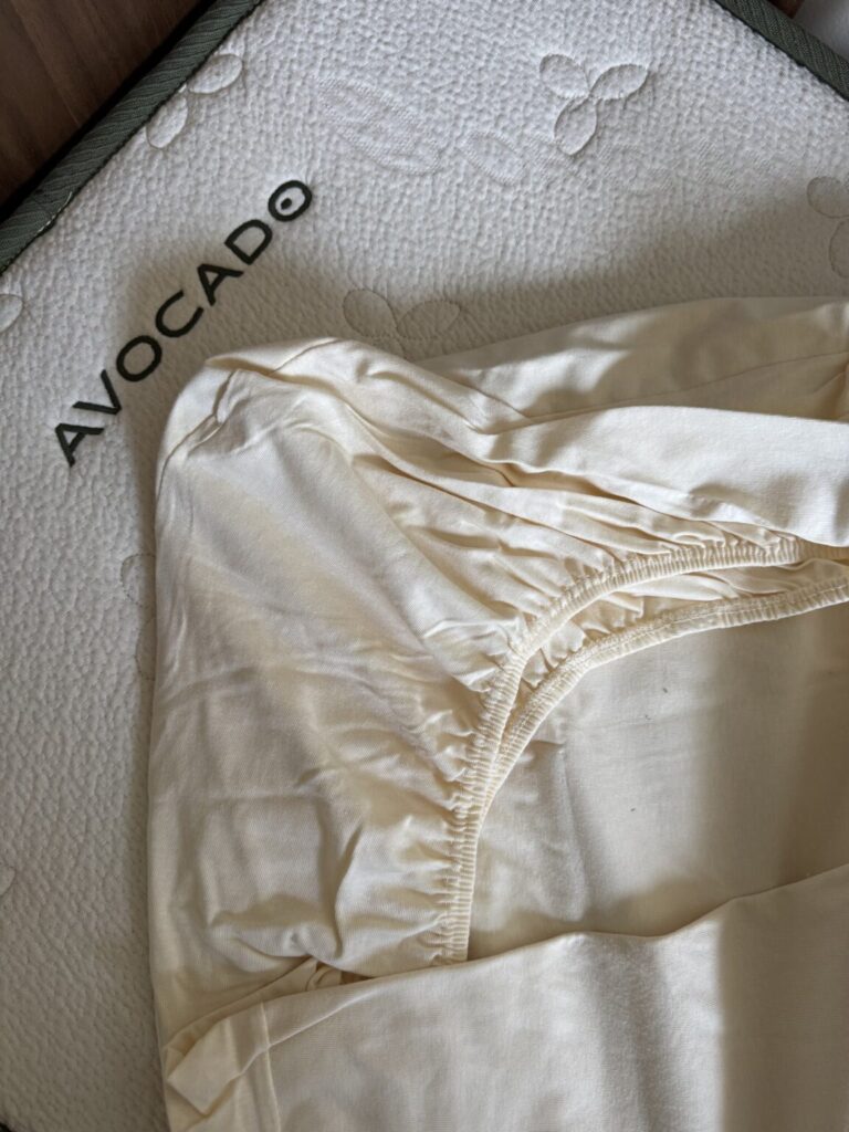9 sábanas orgánicas para cuna y ropa de cama para bebés no tóxica (2026) 9 sábanas orgánicas para cuna y ropa de cama para bebés no tóxica (2026)