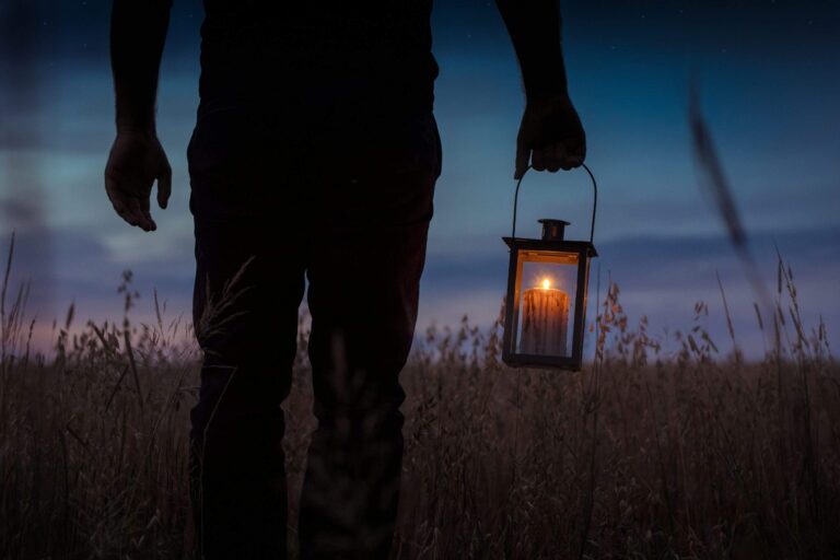 Caminando por el duelo a casa: seis compañeros para vivir con una pérdida Email Lead CTA