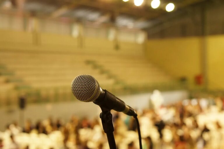 Free Speech and Right Speech Free Speech and Right Speech